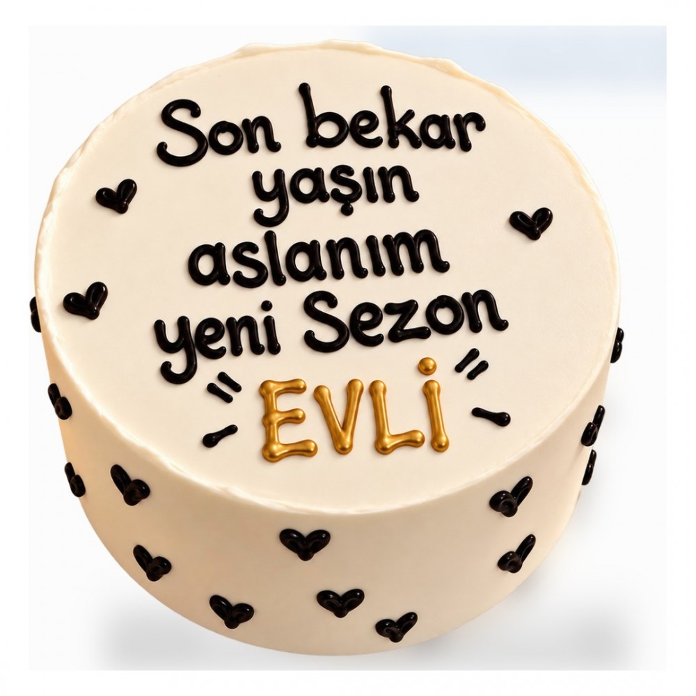 Siyah Kalpli Beyaz Yazılı Pasta
